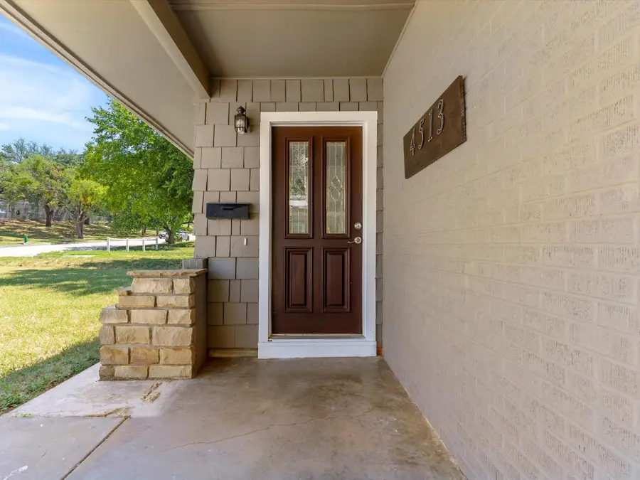 4513 Donnelly Avenue, Fort Worth, TX 76107 - #3