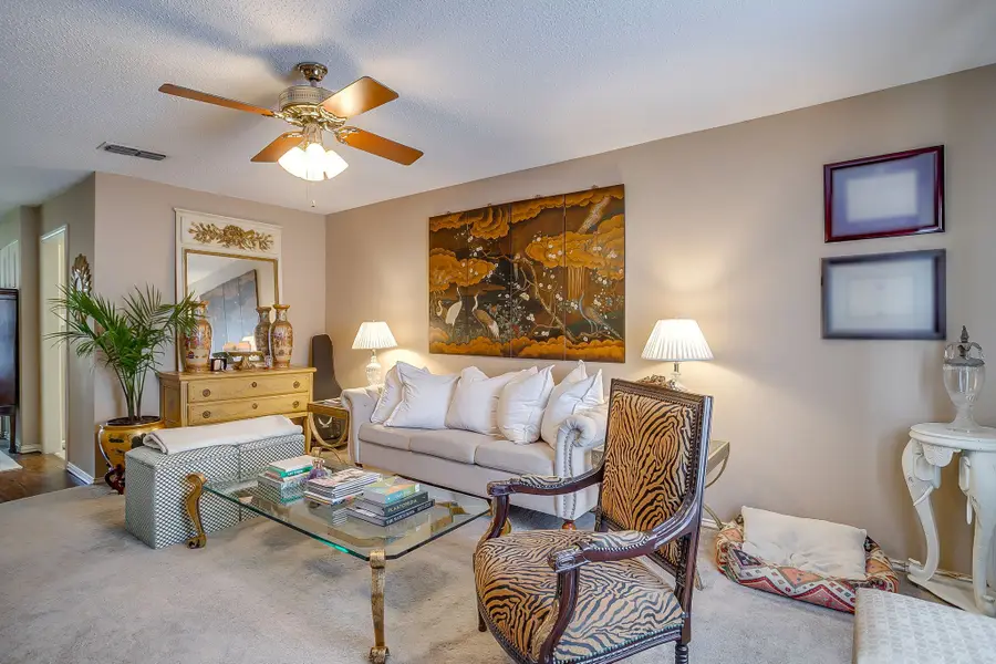 937 Roaring Springs Road, Fort Worth, TX 76114 - #3