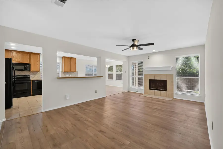 1601 Santos Drive, Denton, TX 76207 - #3