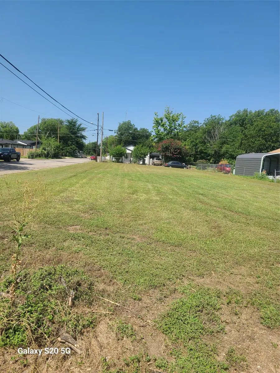 1201 Texas Street, Waco, TX 76704 - #2