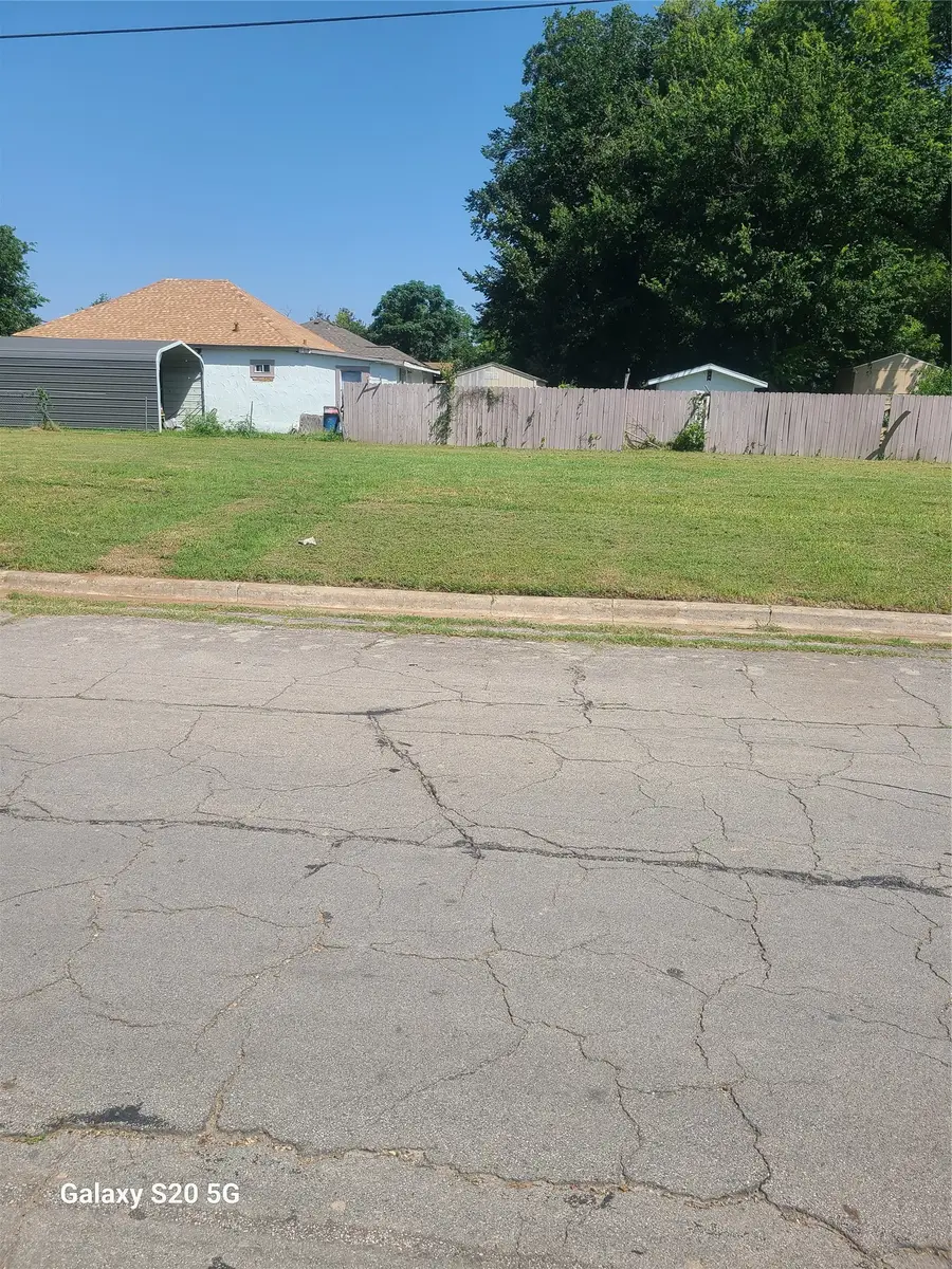 1201 Texas Street, Waco, TX 76704 - #3