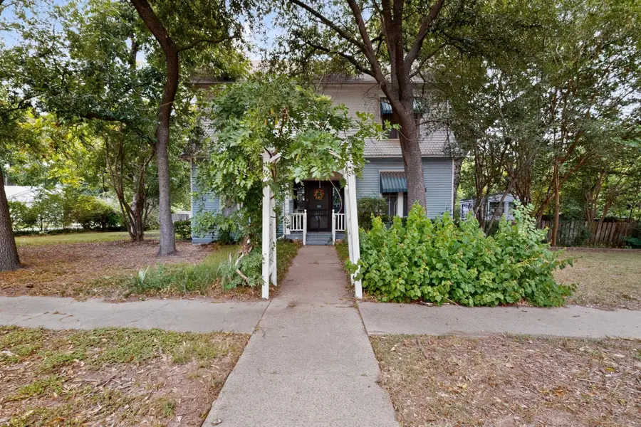 604 Johnson Street, Terrell, TX 75160 - #2