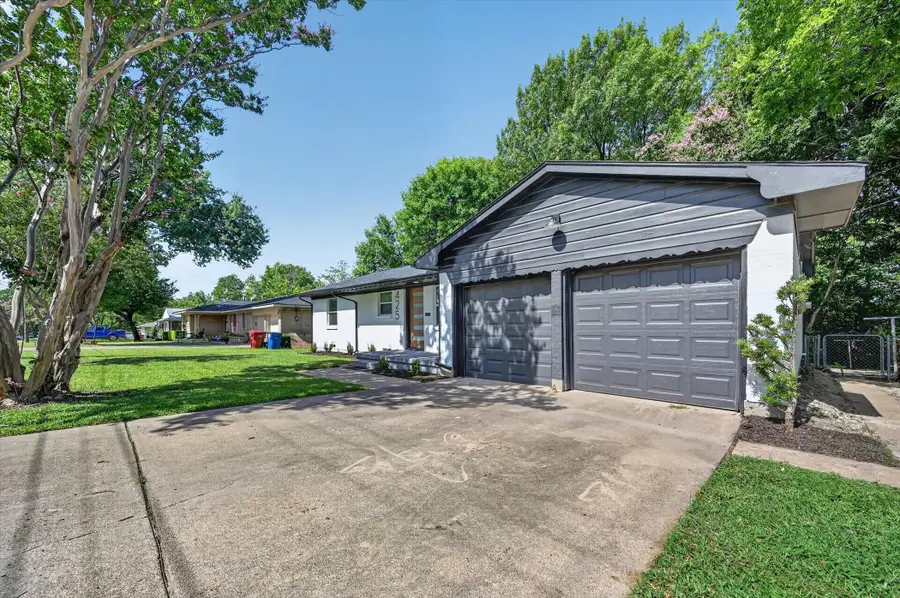 425 N Hamilton Street, Farmersville, TX 75442 - #2