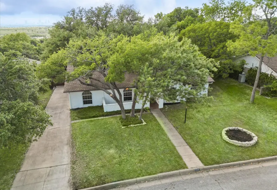 404 Green River Trail, Fort Worth, TX 76103 - #2