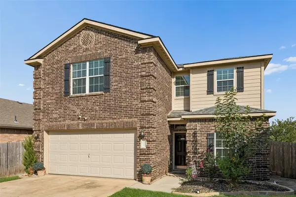 4709 Cedar Springs Drive, Fort Worth, TX 76179