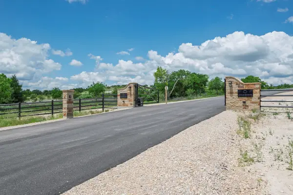 2500 Tom Chaney, Granbury, TX 76049