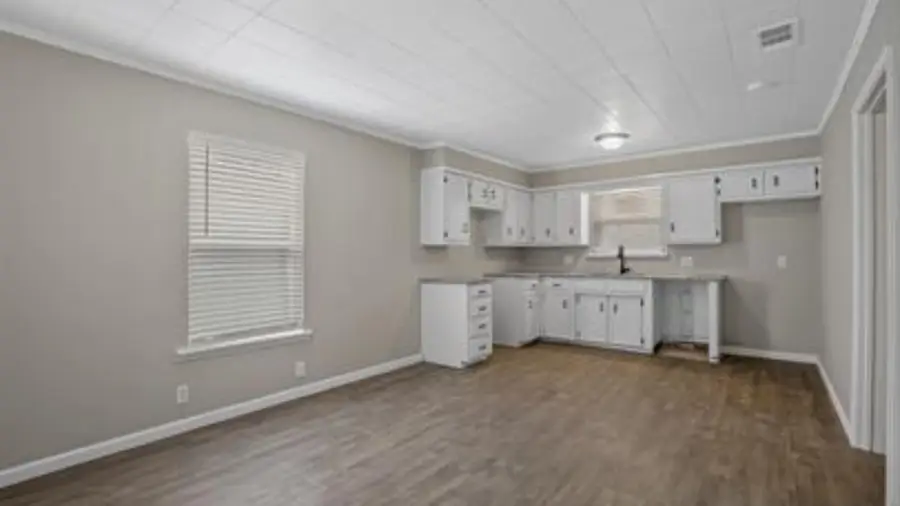 900 W Nelson Street, Denison, TX 75020 - #3