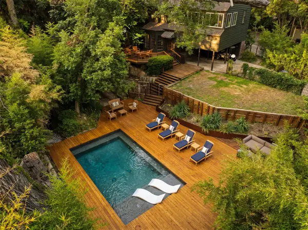 1001 Sarasota Circle, Dallas, TX 75223
