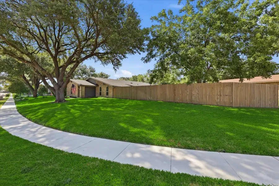 745 Greenhill Lane, Grand Prairie, TX 75052 - #2