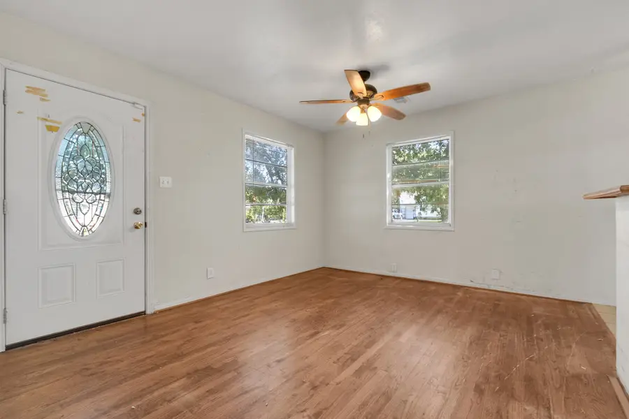 522 N Merrill Avenue, Duncanville, TX 75116 - #3