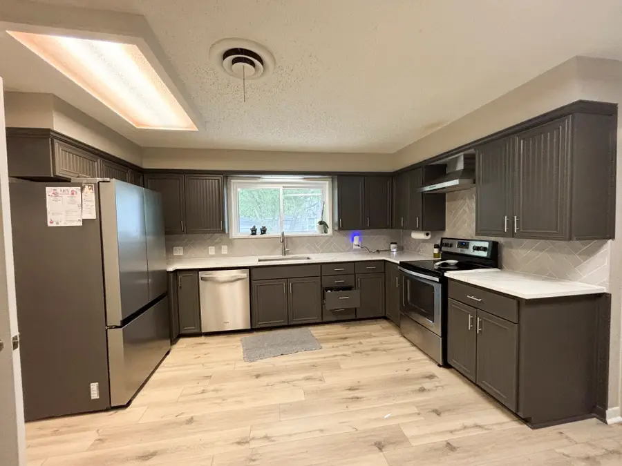 305 Rock Street, Bowie, TX 76230 - #2