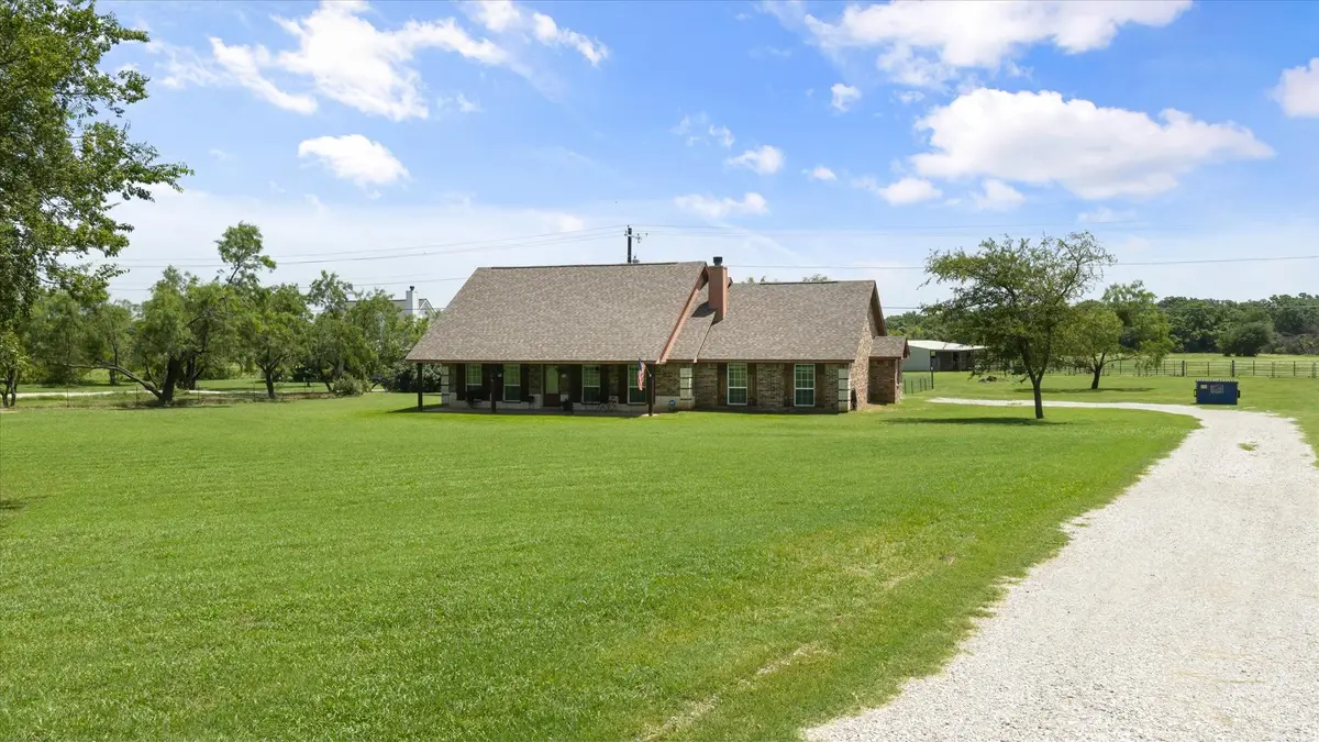 511 Highland Road, Springtown, TX 76082 - #1