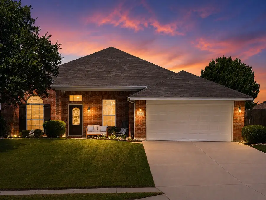 5845 Lamb Creek Drive, Fort Worth, TX 76179 - #2