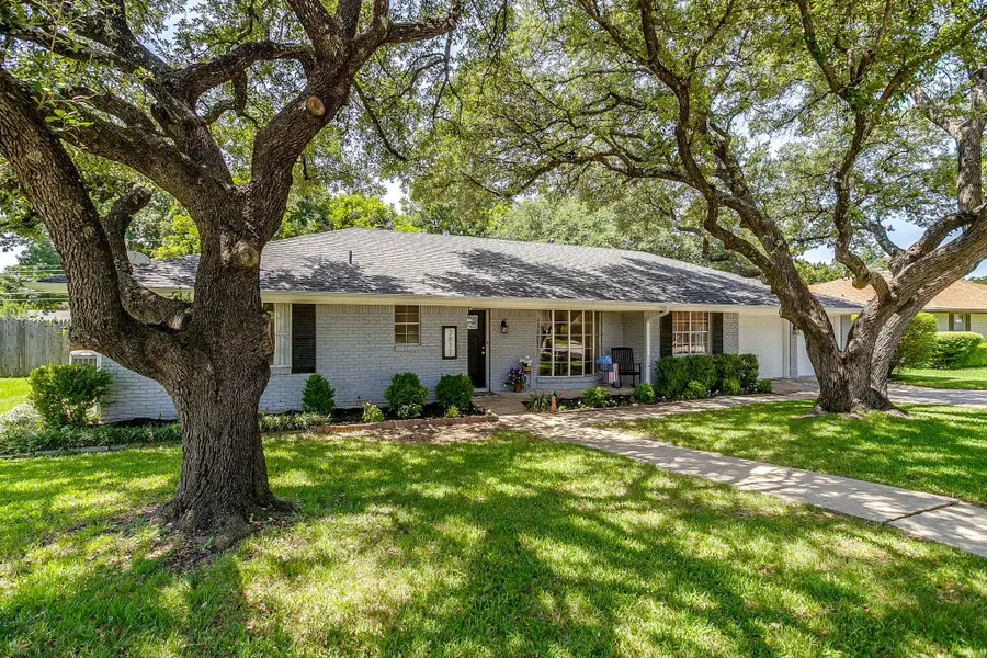 3817 Lawndale Avenue, Fort Worth, TX 76133 - #2
