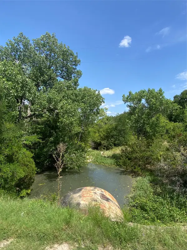 2905 Frontier Trail, Granbury, TX 76048
