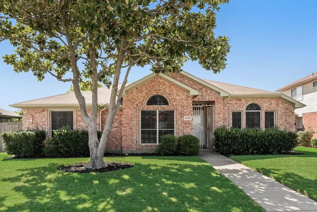 2704 Crooked Creek, Mesquite, TX 75181 - #1