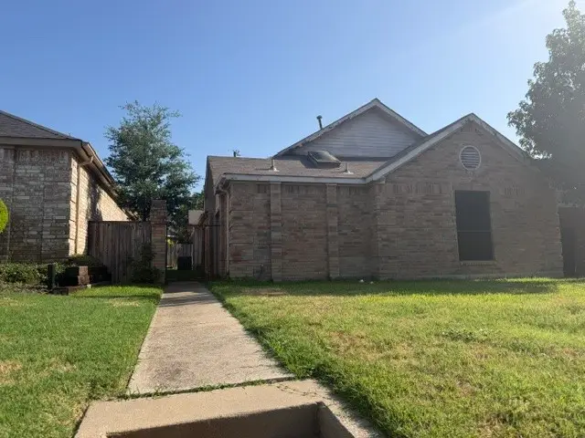 2525 W Oakdale Road, Irving, TX 75060 - #2