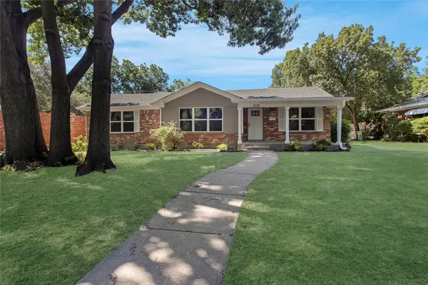 7358 Winnell Way, North Richland Hills, TX 76180