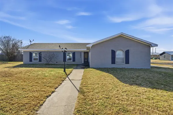 4301 Gram Lane, Bellmead, TX 76705