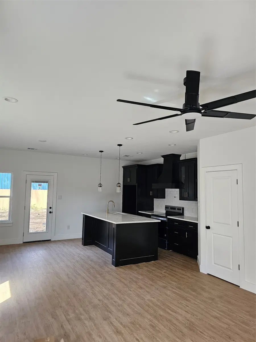 5031 Colonial Avenue, Dallas, TX 75215 - #3