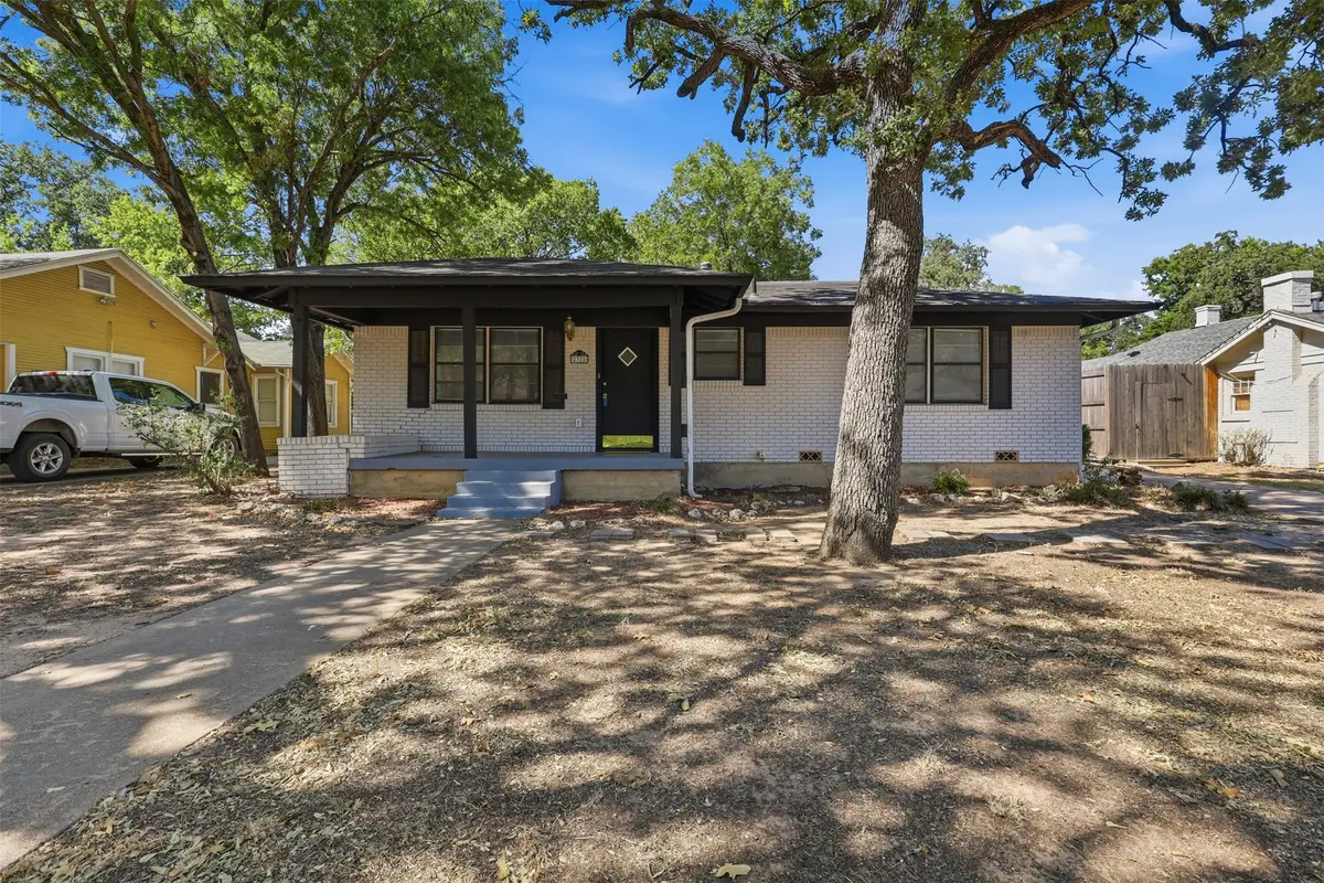 2321 Honeysuckle Avenue, Fort Worth, TX 76111 - #1