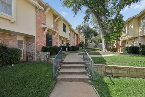 1971 Shorewood Drive, Grapevine, TX 76051