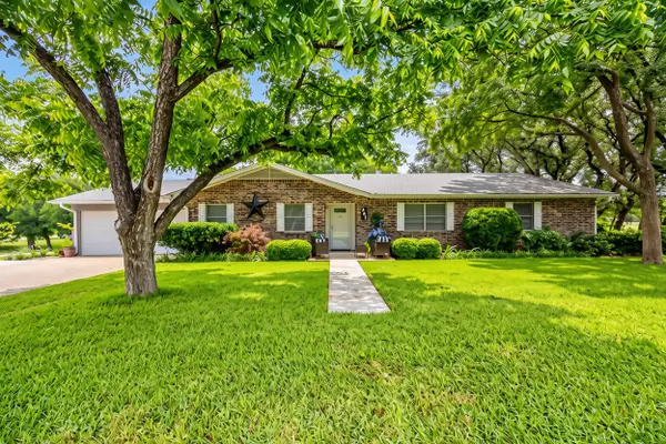 207 S Brook Street, San Saba, TX 76877