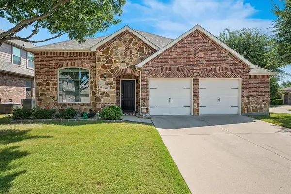 1911 Fairlake Drive, Wylie, TX 75098