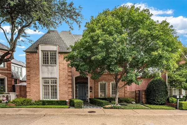7 Knightwood Court, Dallas, TX 75225