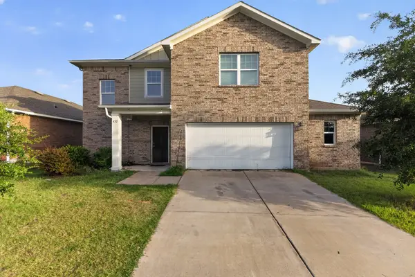 432 Glen Meadow Drive, Glenn Heights, TX 75154