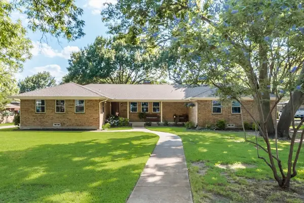 5003 Natchez Drive, Sachse, TX 75048