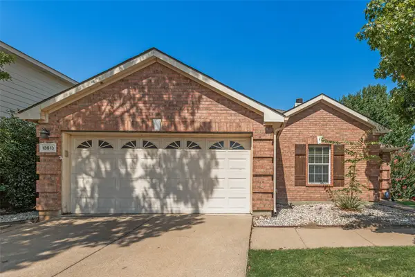 13513 Lost Spurs Road, Fort Worth, TX 76262