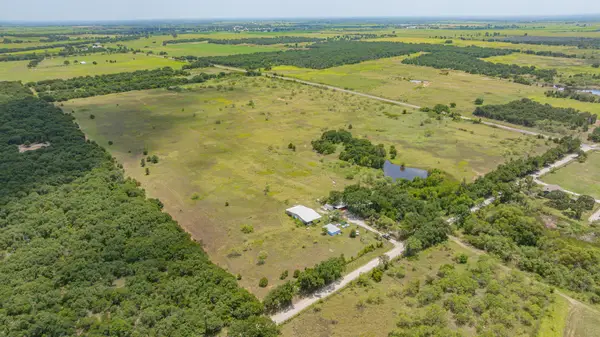 301 Cr 193, Carbon, TX 76435