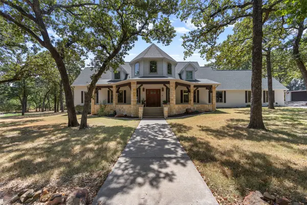 9674 Oak Meadow Lane, Pilot Point, TX 76258