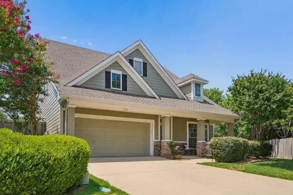 150 Fall Creek, Grapevine, TX 76051
