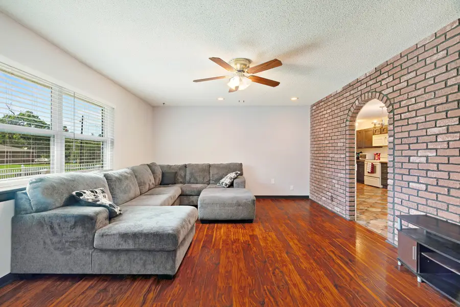 160 NW 28th Street, Paris, TX 75460 - #3