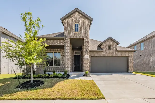 918 Hawthorn Lane, Mansfield, TX 76063