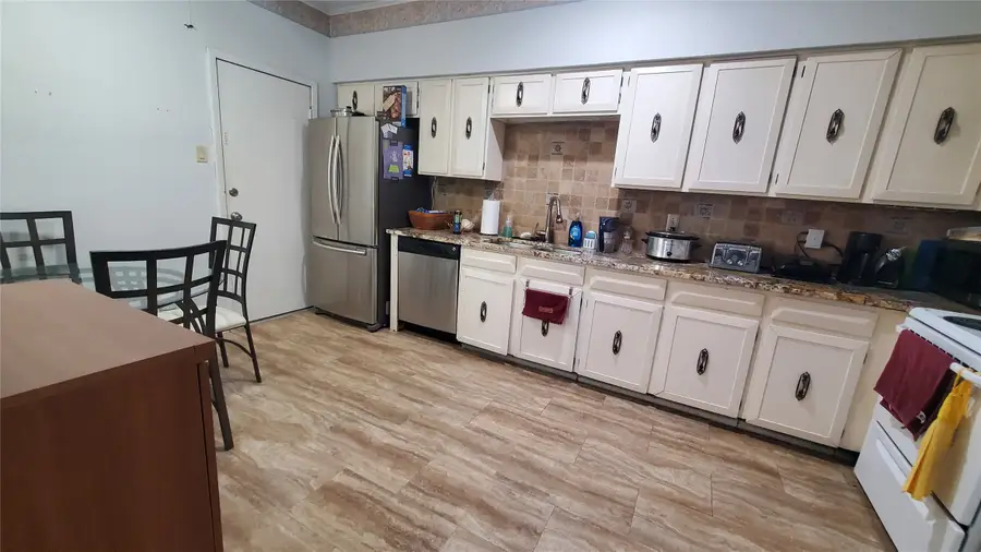 834 Pebble Beach Drive, Garland, TX 75043 - #2