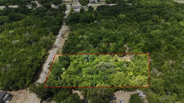 825 Carmela Court, Cleburne, TX 76031