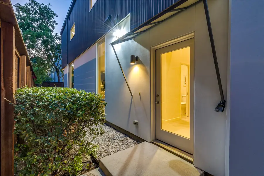 4405 Roseland Avenue, Dallas, TX 75204 - #3