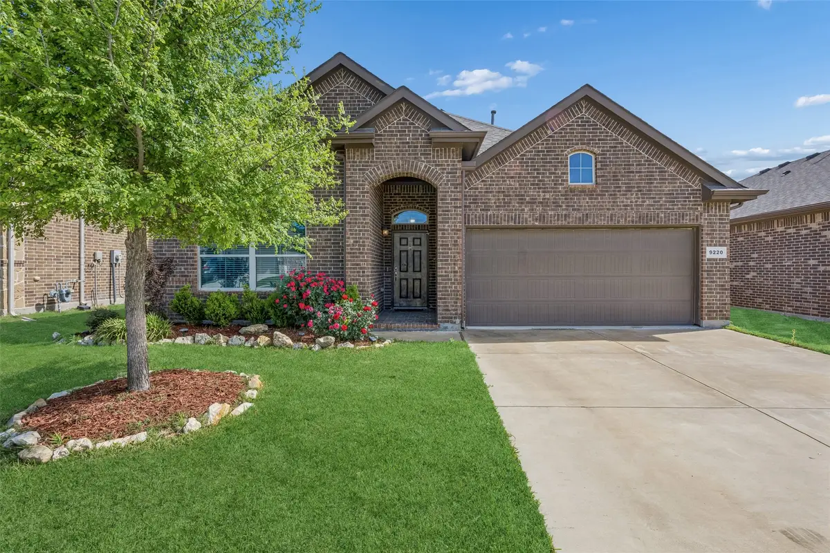 9220 Bronze Meadow Drive, Fort Worth, TX 76131 - #1