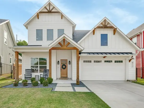 972 Meadow Bend Loop S, Grapevine, TX 76051