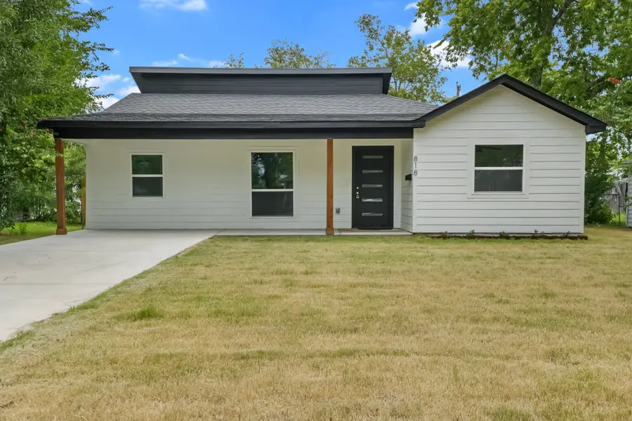818 Chickasaw Trace, Grand Prairie, TX 75051 - #2