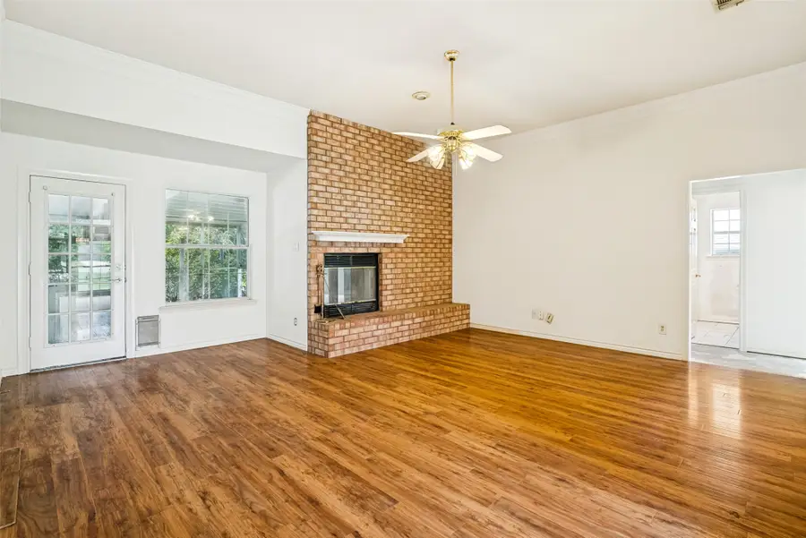 3907 Frisco Circle, Granbury, TX 76048 - #3