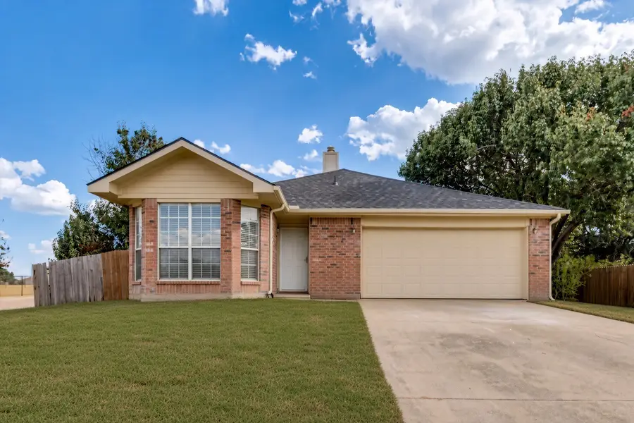 3155 Ponds Edge Trail, Grand Prairie, TX 75052 - #3