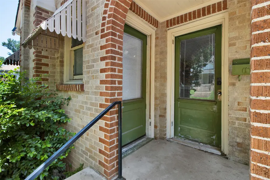 106 N College Street, Marshall, TX 75670 - #3