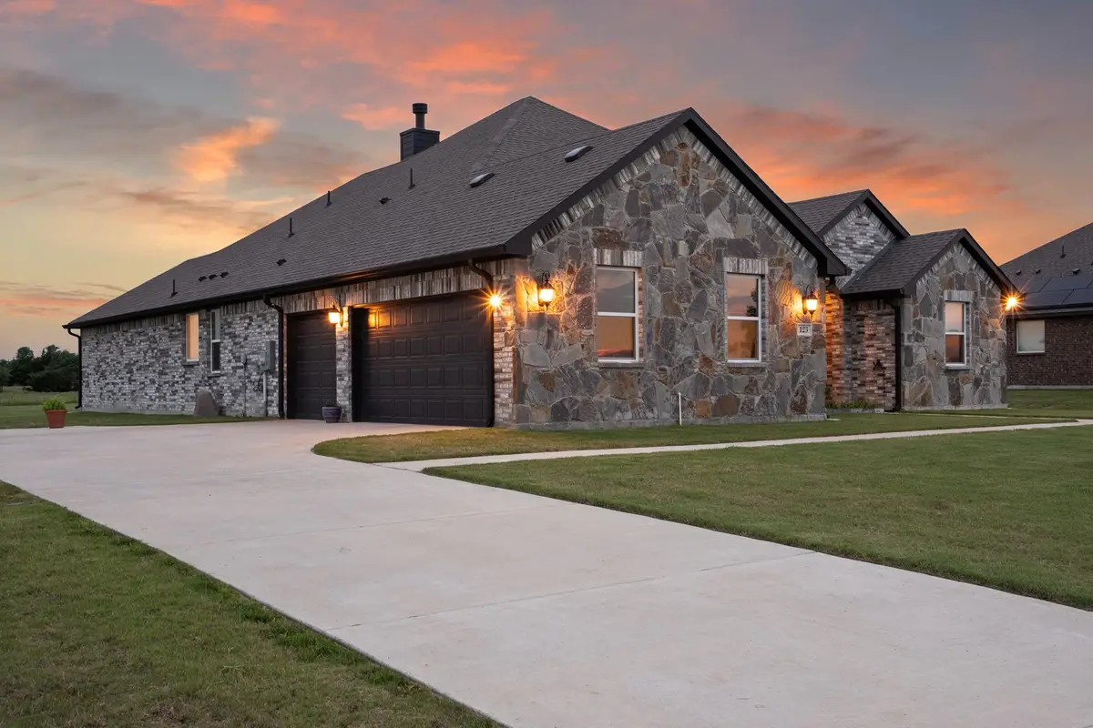 123 Cedar Elm Lane, Nevada, TX 75173 - #1