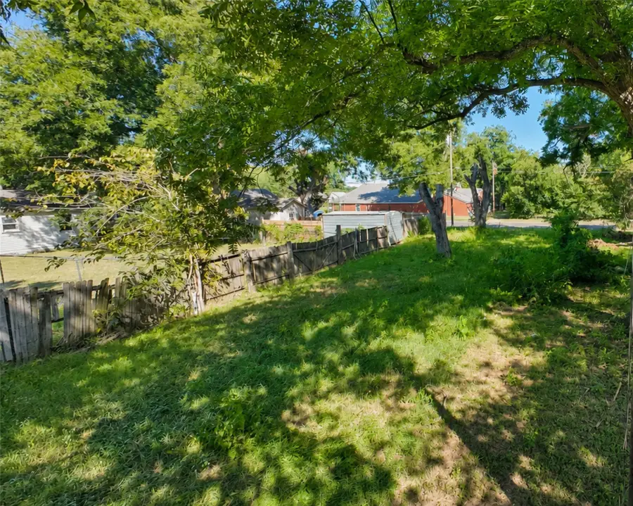 810 Rusk Street, Waco, TX 76704 - #2