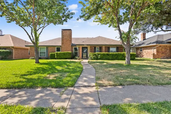 910 Green Canyon Drive, Mesquite, TX 75150