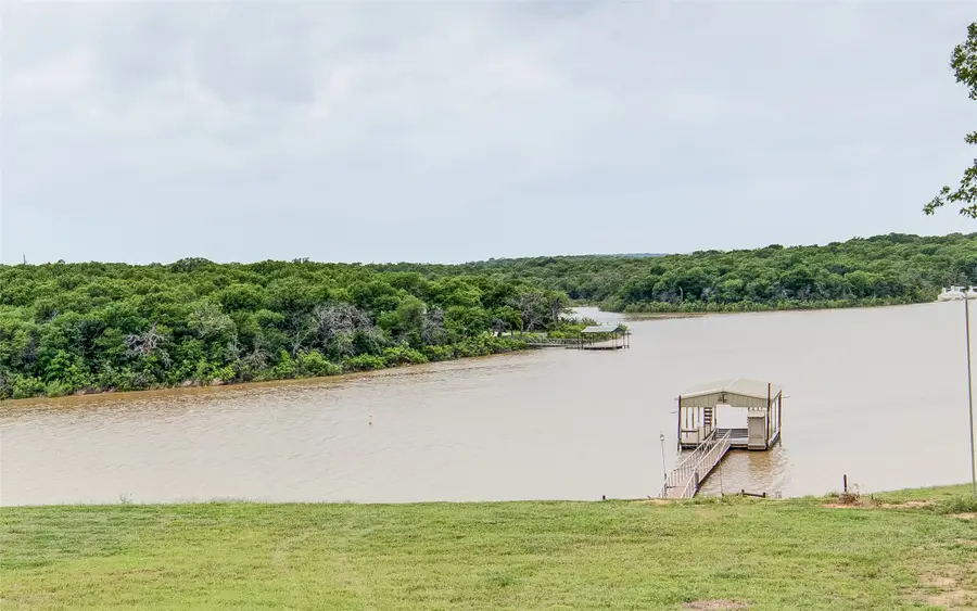133 Sunset Bay Pointe Court, Chico, TX 76431 - #2